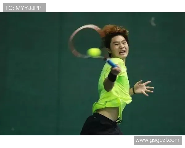 网球深度解析：上海网球队如何实现中路突破的成功之道